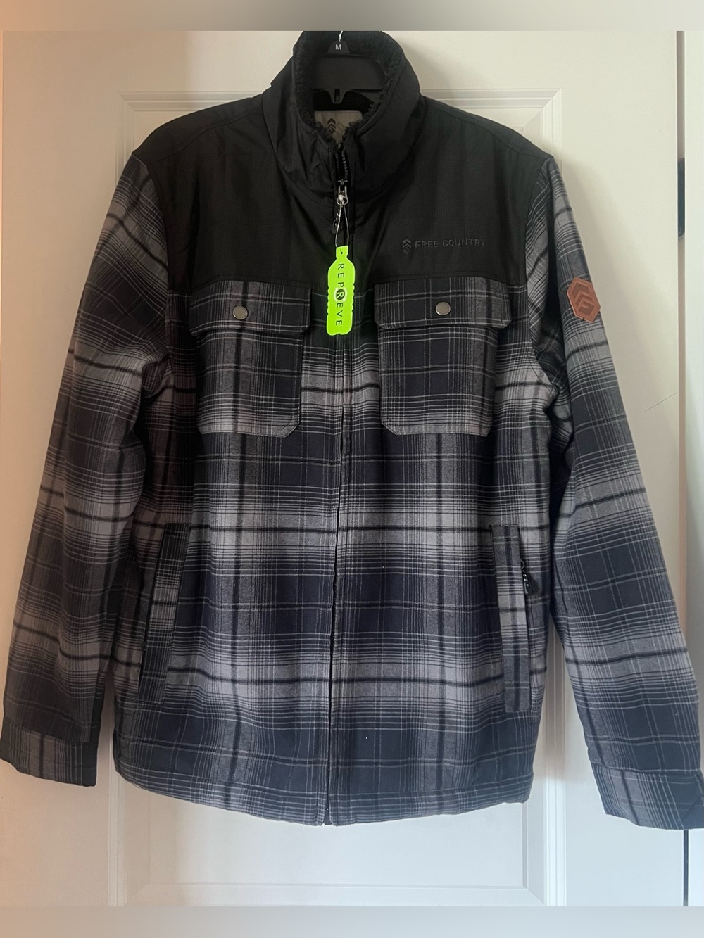 Free Country Men’s Black & Gray Plaid Field Jacket